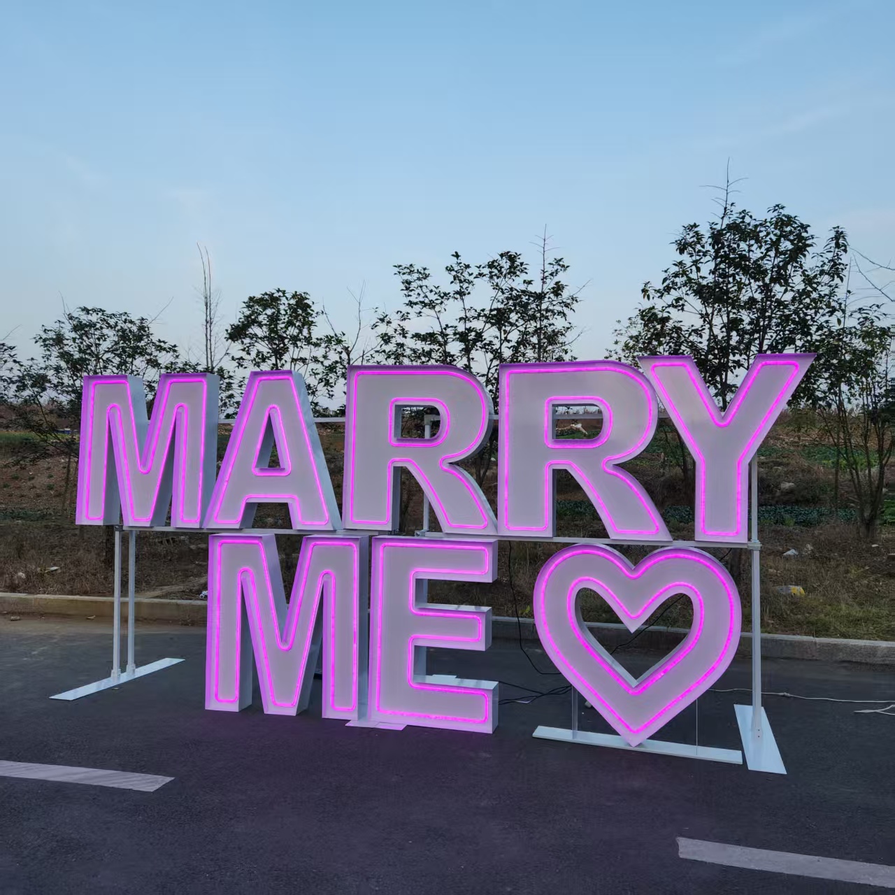 MARRY ME Metall RGB LED Neon-S – Wedding Supply Rentals Bewertung und Preis