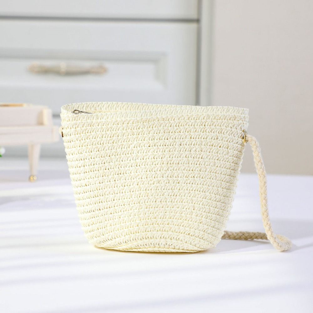 Handgefertigte gewebte Strohta – Flower Girl Basket Bewertung und Preis